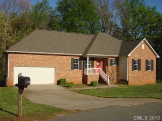 Foreclosed Home - 8120 SISTERS LN, 28037
