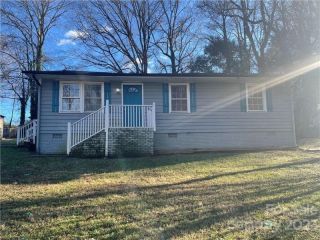 Foreclosed Home - 2509 SKYLAND DR, 28052