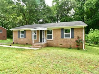 Foreclosed Home - 946 NEWCASTLE RD, 28052