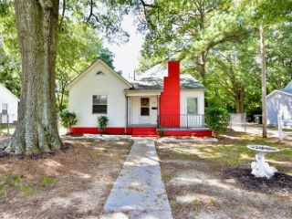 Foreclosed Home - 403 N RANSOM ST, 28052