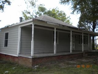 Foreclosed Home - 110 N CHURCH ST, 28054