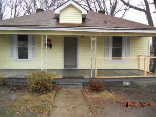 Foreclosed Home - 420 E 5TH AVE, 28054