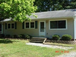 Foreclosed Home - 207 MEADOW DR, 28054