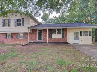 Foreclosed Home - 1623 FERN FOREST DR, 28054