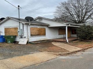 Foreclosed Home - 1231 SPENCER MOUNTAIN RD, 28054