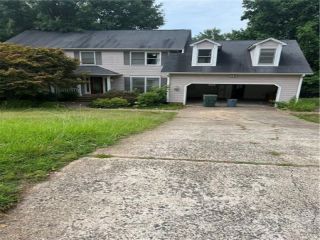 Foreclosed Home - 4333 OLD FORGE DR, 28056