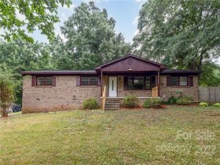 Foreclosed Home - 2522 COVE CREEK DR, 28056