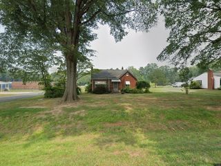 Foreclosed Home - 4103 S NEW HOPE RD, 28056