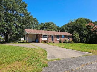 Foreclosed Home - 101 BROOKWOOD DR, 28073
