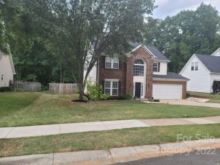 Foreclosed Home - 17526 CAMBRIDGE GROVE DR, 28078