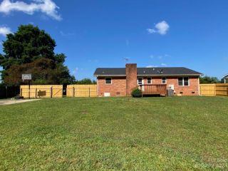 Foreclosed Home - 13715 MAYES RD, 28078