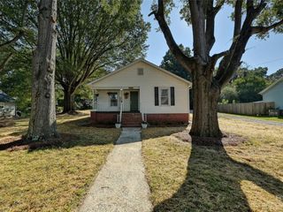 Foreclosed Home - 2202 BROOKSIDE AVE, 28081