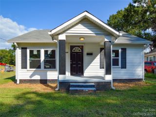 Foreclosed Home - 1906 CRESTMONT AVE, 28081