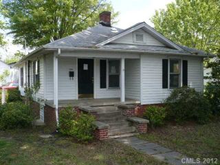 Foreclosed Home - List 100300356