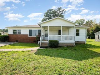 Foreclosed Home - 2607 LINDA AVE, 28083