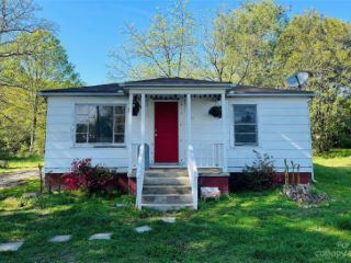 Foreclosed Home - 1217 HOLLAND ST, 28083