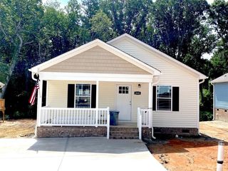 Foreclosed Home - 649 LAUNDRY ST, 28083