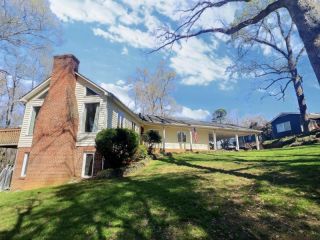 Foreclosed Home - 354 EDGEMONT DR, 28086