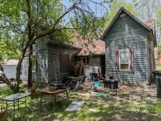 Foreclosed Home - 326 POPLAR ST, 28092