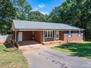 Foreclosed Home - 2387 SOUTHSIDE RD, 28092