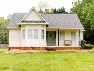 Foreclosed Home - 110 FOXWORTH DR, 28097