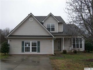 Foreclosed Home - 3126 LEICESTER DR, 28104
