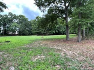 Foreclosed Home - 5100 POTTER RD, 28104