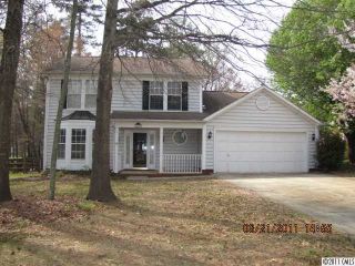 Foreclosed Home - 12316 WOODBEND DR, 28105