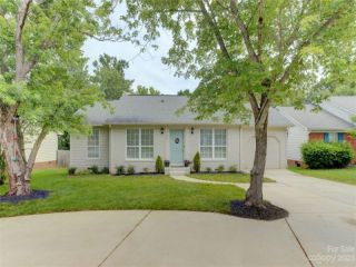 Foreclosed Home - 3106 OLD HOUSE CIR, 28105