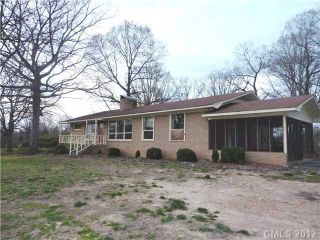 Foreclosed Home - 1421 E HIGHWAY 218, 28110