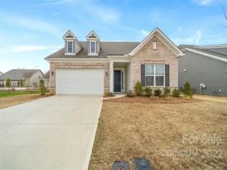 Foreclosed Home - 315 WARBLER DR, 28110
