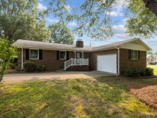 Foreclosed Home - 2714 FOWLER SECREST RD, 28110