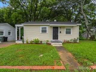 Foreclosed Home - 405 BEARD ST, 28110