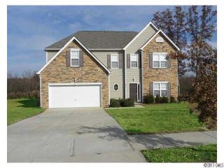 Foreclosed Home - 921 SOUTHRIDGE DR, 28112