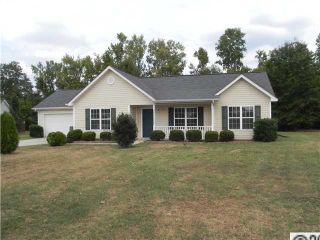 Foreclosed Home - 2013 BRIARBERRY LN, 28112
