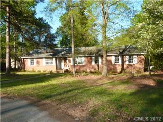 Foreclosed Home - 1019 KINGSWOOD DR, 28112