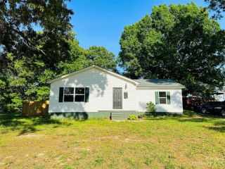 Foreclosed Home - 2711 MANGUM DAIRY RD, 28112