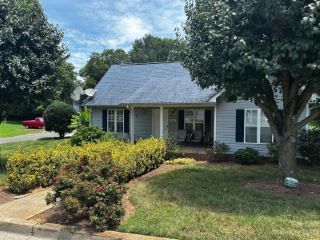 Foreclosed Home - 401 SANFORD ST, 28112
