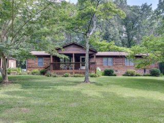 Foreclosed Home - 1820 TRINITY CHURCH RD, 28112
