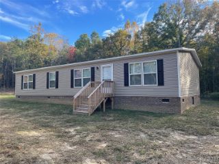 Foreclosed Home - 230 TIMBER CREEK DR, 28114