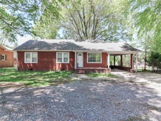 Foreclosed Home - 225 SHINNVILLE RD, 28115