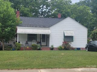 Foreclosed Home - 229 E MCNEELY AVE, 28115