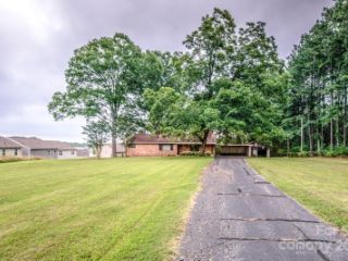 Foreclosed Home - 245 LINWOOD RD, 28115