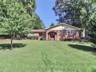 Foreclosed Home - 842 FERNCLIFF DR, 28115