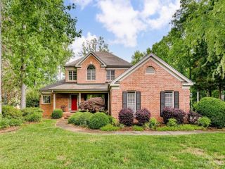 Foreclosed Home - 255 FERNBROOK DR, 28117