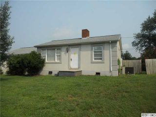 Foreclosed Home - 626 W CATAWBA AVE, 28120