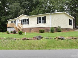 Foreclosed Home - 355 SHORELINE RD, 28127