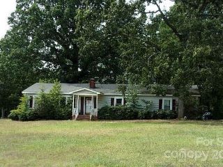 Foreclosed Home - 98 MITCHUM RD, 28133