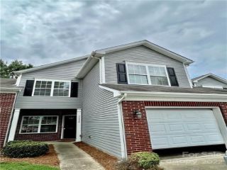 Foreclosed Home - 11939 STRATFIELD PLACE CIR, 28134