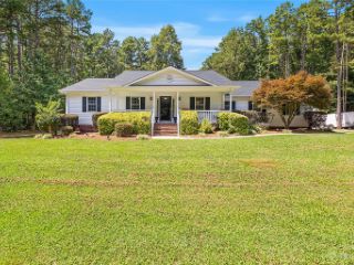 Foreclosed Home - 5609 SAPP RD, 28138